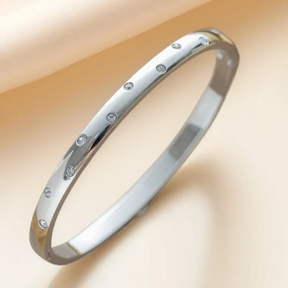 Pulseira rígida Lumière de mulher em aço inoxidável com zircónias MotionCare — vista 2