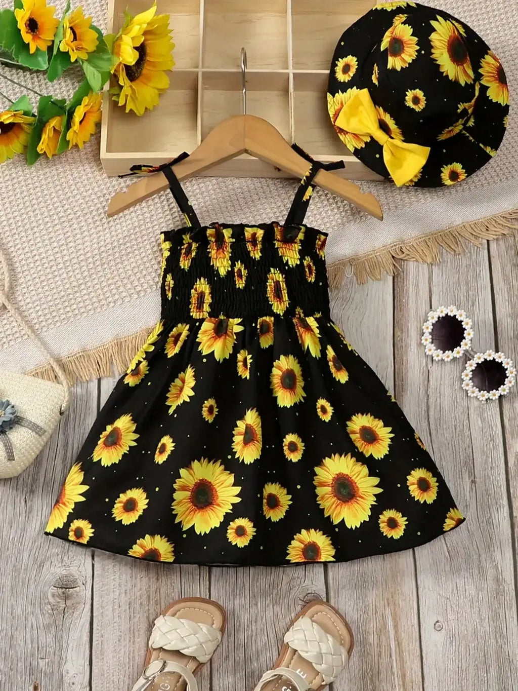 Vestido de menina Provence com girassóis MotionCare — vista 2